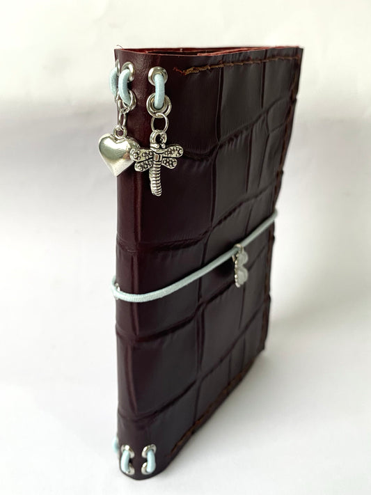 Iris Passport w/ pockets