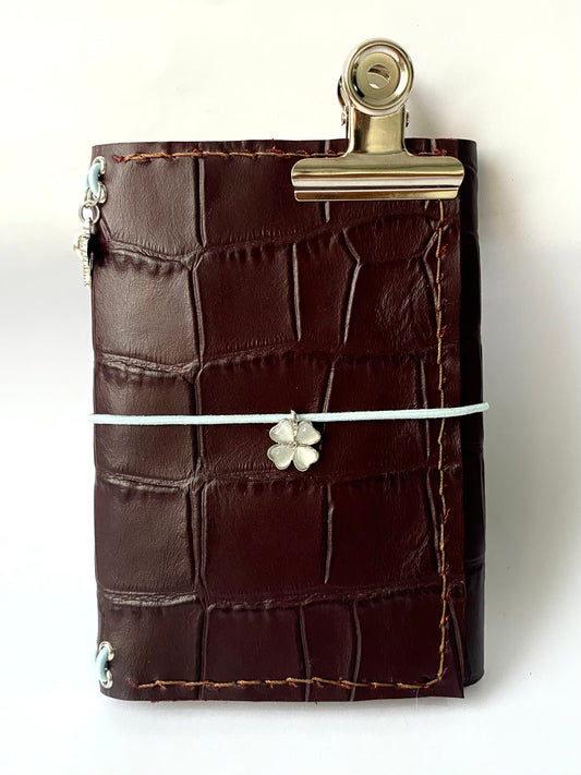 Iris Passport w/ pockets